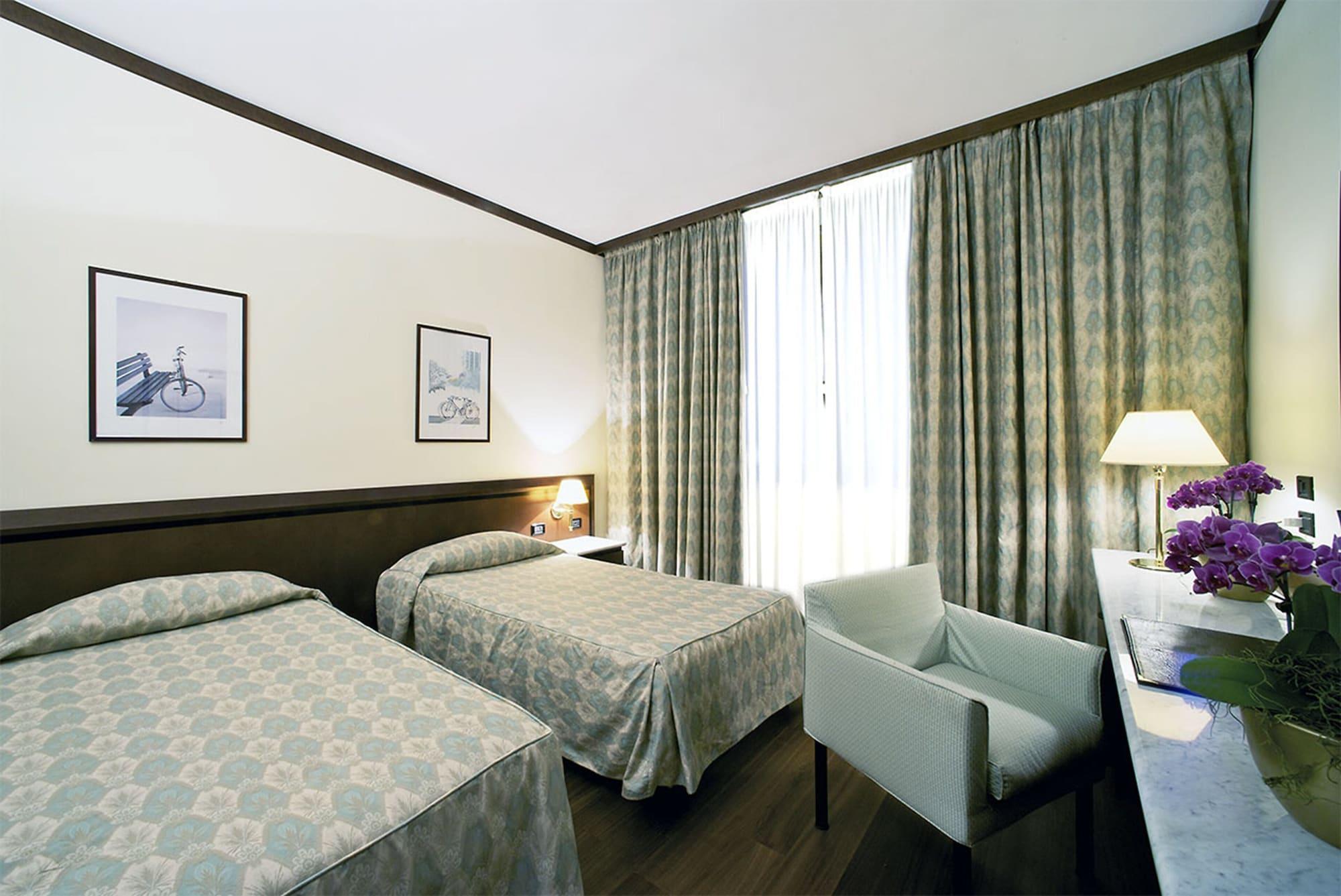 Hotel Ariston Paestum Esterno foto