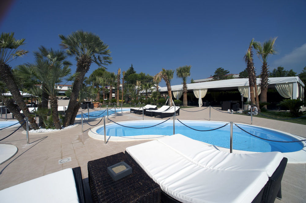 Hotel Ariston Paestum Esterno foto